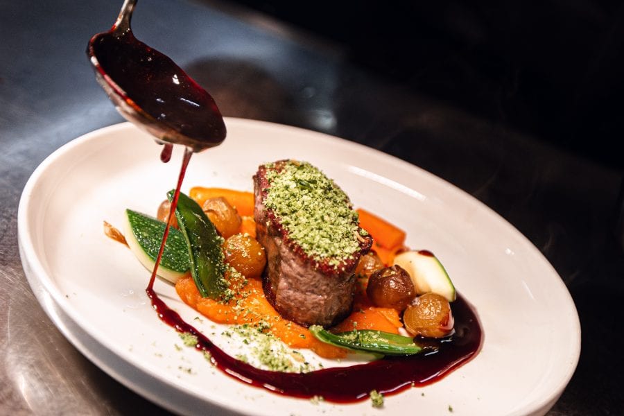 Hoofdgerecht uit de keuken van Hotel Restaurant De Wolfsberg